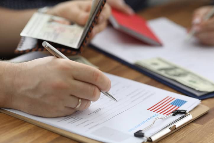 טפסים כדי להוציא ויזה לארצות הברית